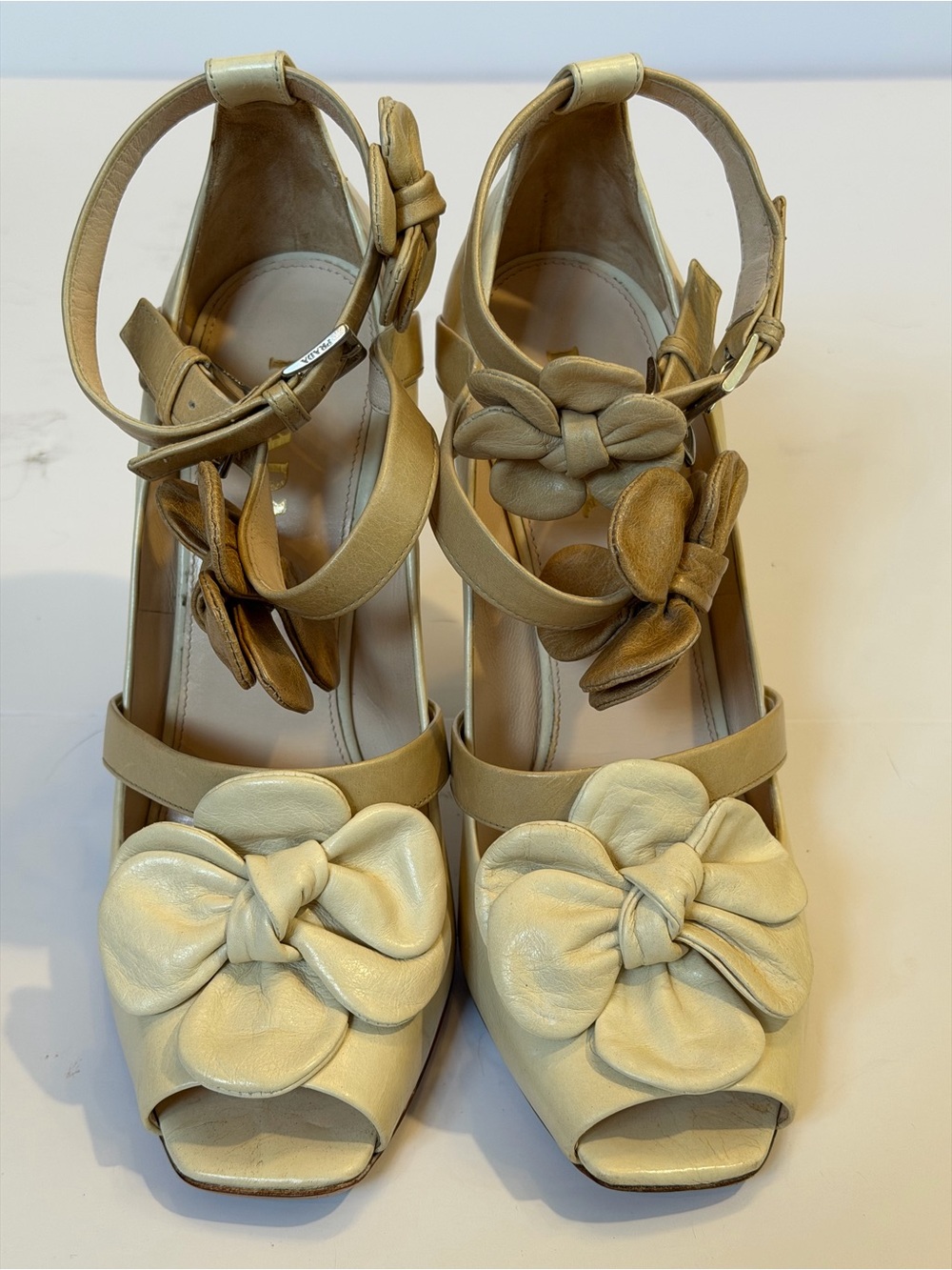 ✨authentic✨ Prada Cream Leather Floral Bow Peep-Toe Heels
